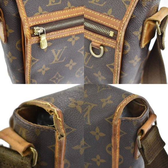 Authenticity guaranteed LOUIS VUITTON Messenger Bosphore PM Shoulder Bag - Picture 12 of 16